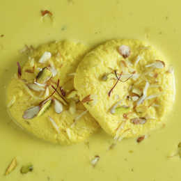 Rasmalai ( 1 Pc ) .-Railofy